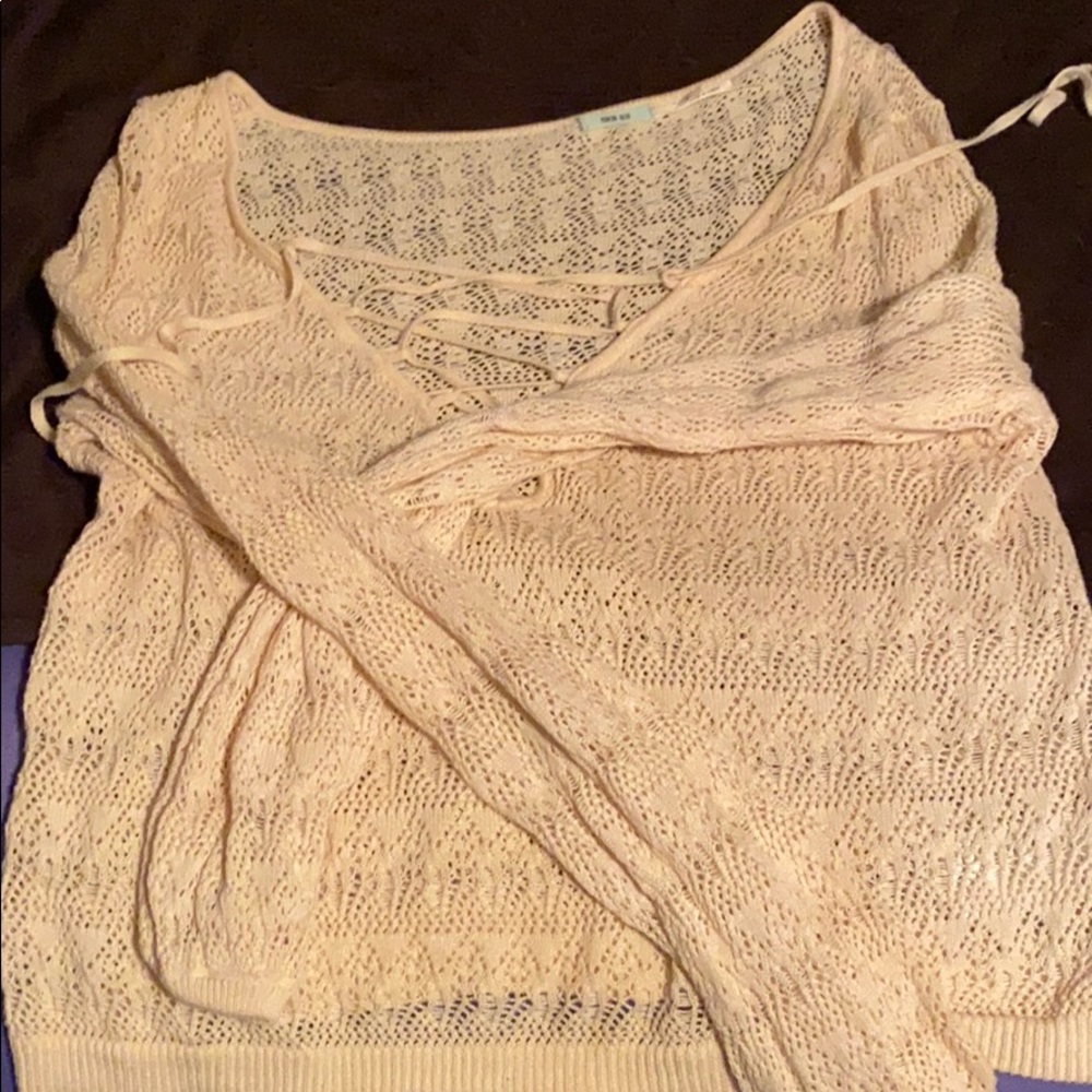 Lace up shirt - Picture 2 of 3